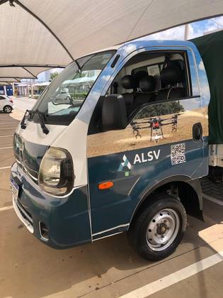 KIA BONGO 2.5 TD DIESEL STD CS 4x4 MANUAL KIA BONGO 2.5 TD DIESEL STD CS 4x4 MANUAL